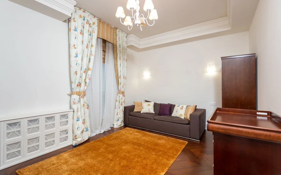 Bright sitting room off the main hall
