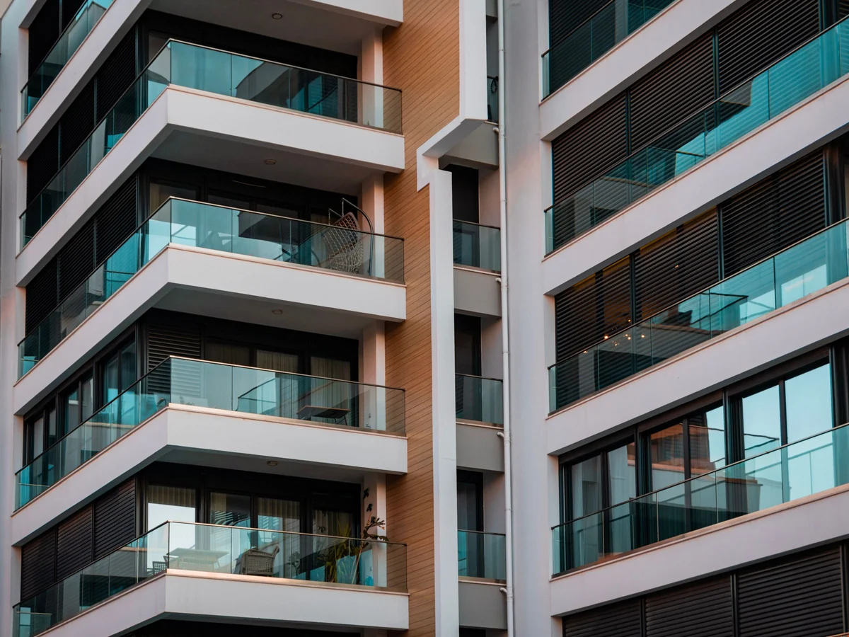 Residential tower with curved glass balconies